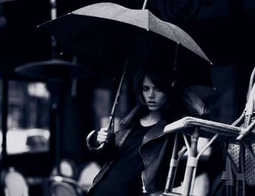 Один день в Парижі