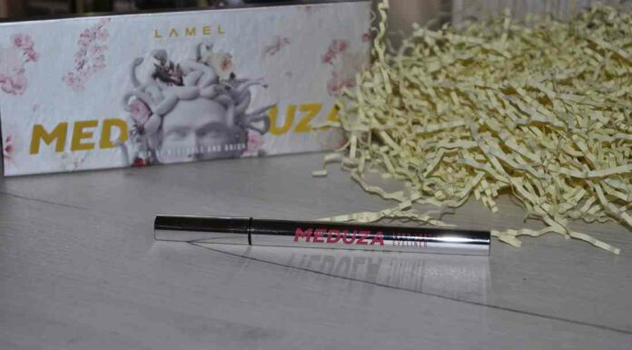 Lamel professional meduza brush eyeliner в яскраво-рожевому неоновому відтінку #403. На жаль, але розчарувала. Але, здається, справа не в самому продукті