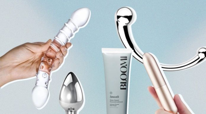 9 охолоджуючих секс-іграшок для обігріву спальні