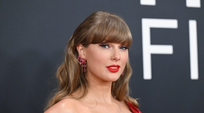 Чому новий Taylor Swift Альбом Life of Showgirl може не підійти для підлітків