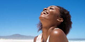 Jaka jest trwałość skóry? Eksperci wyjaśniają najnowsze trendy kosmetyczne.