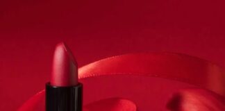 The Shocking History of Lipstick: What You Didn’t Know